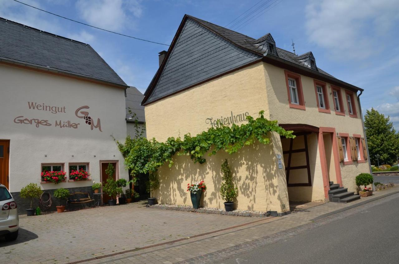 Altes Winzerhaus - Ferienhaus Burgen  Ngoại thất bức ảnh